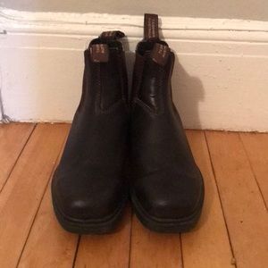 Women’s dress Blundstones. Size US 6/AU 3.